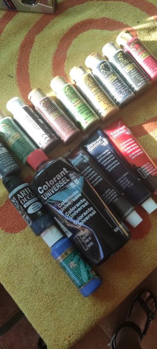 Lote Pinturas Acrílicas Color Universal y Plaid