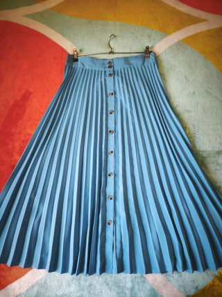 Falda Stradivarius azul, Talla XL