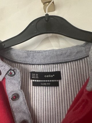 Polo Celio Talla XL Hombre Rojo