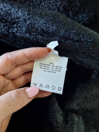Chaqueta negra de aviador con borreguito
