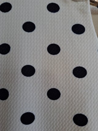 Vestido lunares beige y negro