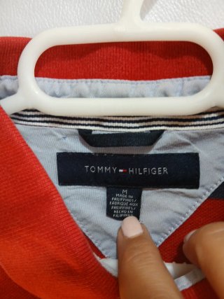 Polo Tommy Hilfiger Talla M Rayas