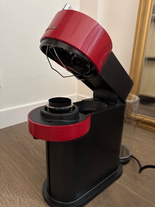 Cafetera Nespresso Vertuo Next Roja NUEVA