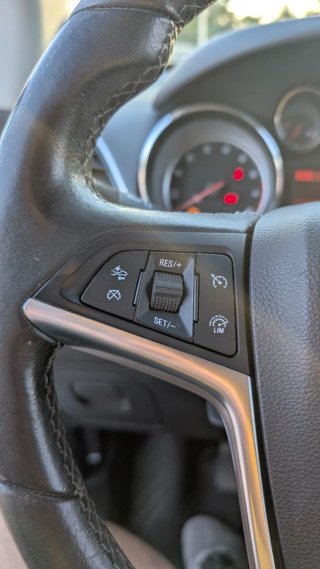 Opel Mokka 2016