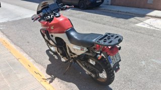 Honda Transalp 600 con tren delantero KTM adaptado