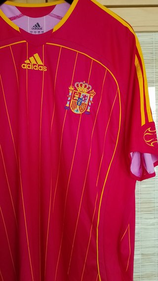 Nueva, Camiseta Adidas España " La Roja "