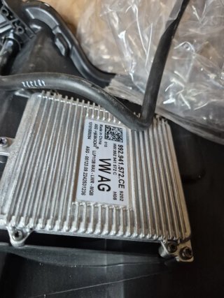 Faro Skoda Karoq 57B941035