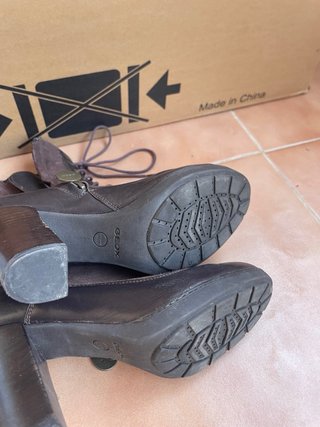 Botines de piel marrones con cordones , POCO USO