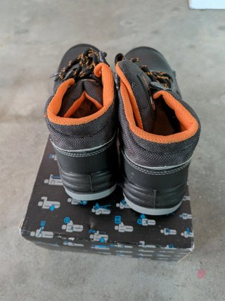Botas de seguridad Calima negras y naranjas