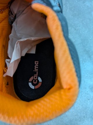 Botas de seguridad Calima negras y naranjas