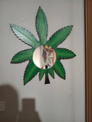 Espejo Hoja Marihuana Metal Verde