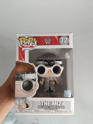 Varios Funko Pop de la WWE