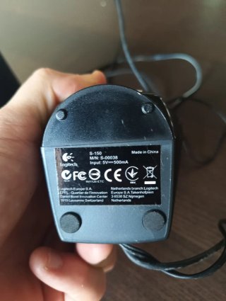 Altavoces Logitech Negros