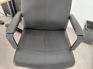 Silla de oficina Millberget Negra