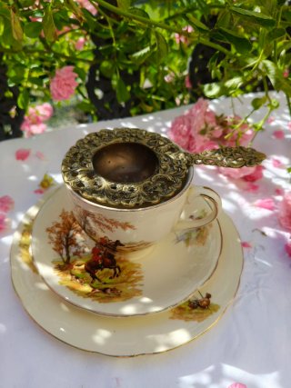 Colino antico tea strainer in ottone