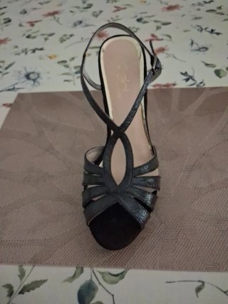 Zapatos de tacón negros