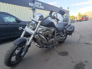 Hyosung Cruiser Negra y Plata