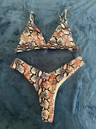Bikini Shein Talla XS Estampado Serpiente