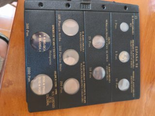Álbum y 6 fundas para monedas