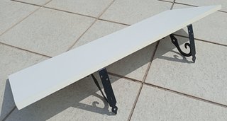 Estantería blanca 80x30 con soportes de hierro