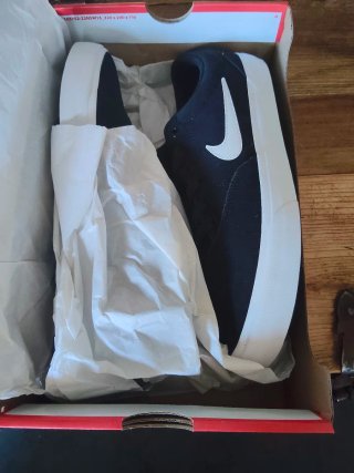 Nike Charge Suede Talla 43 NEGRAS