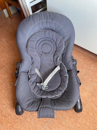 Hamaca bebé Chicco gris