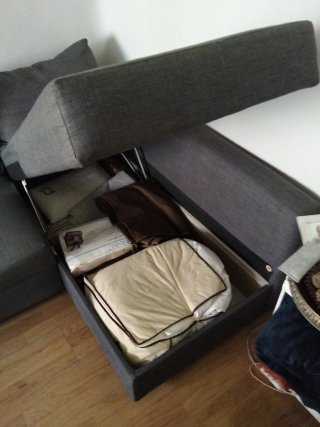 Solo oggi e domani. Divano letto Ikea grigio in tessuto