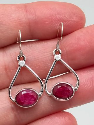 Pendientes de Plata de Ley 925 y Rubi
