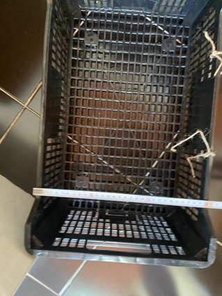CESTA CAJA DE PLÁSTICO NEGRA