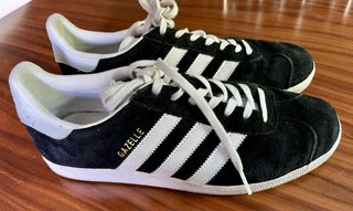 Adidas Gazelle Negras Talla 41,5