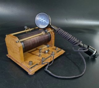 Radio antigua de Galena RTL con auricular