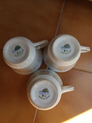 tazze made in china 3 pezzi