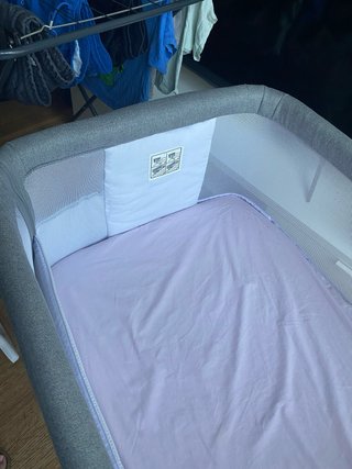 Cuna Chicco gris