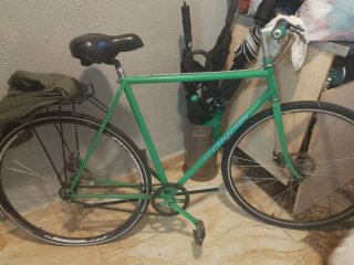Bicicleta verde CONOR se podría negociar