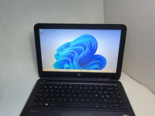 Ordenador portátil HP 13b080 Negro/Plata