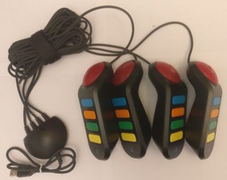 Juego PS2 Buzz deportes + Buzzers