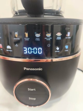 Panasonic Batidora & Máquina de Sopas 800W | 1.2L