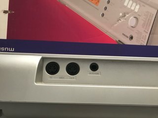 Tastierino Yamaha PSR E303
