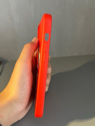Funda iPhone 13 Supreme Roja
