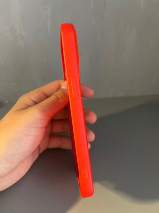 Funda iPhone 13 Supreme Roja