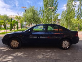 Ford Mondeo 2002