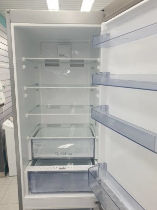 Nevera combi 2m x 60cm con garantía