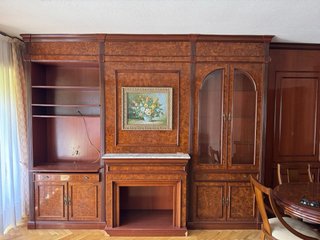 Boiserie de madera y cristal