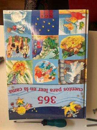 365 cuentos para leer en la cama