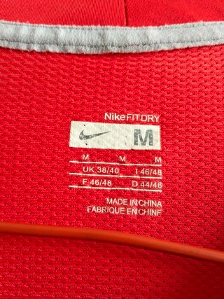 Camiseta Técnica Nike Roja Talla M