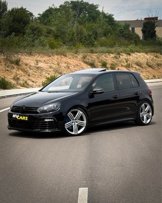 Volkswagen Golf R20 DSG