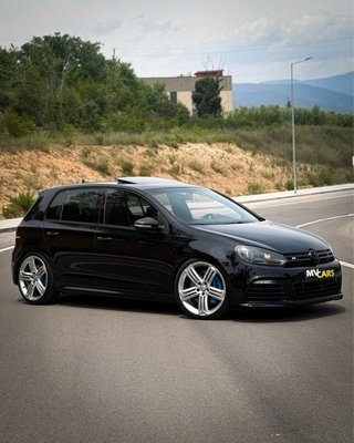 Volkswagen Golf R20 DSG
