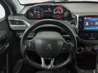 Peugeot 208 PureTech 82 Style 60 kW (82 CV)