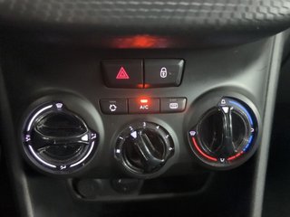 Peugeot 208 PureTech 82 Style 60 kW (82 CV)