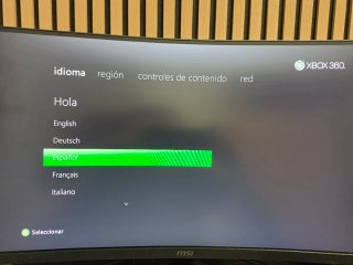 Xbox 360 E 500GB Negra + Juegos